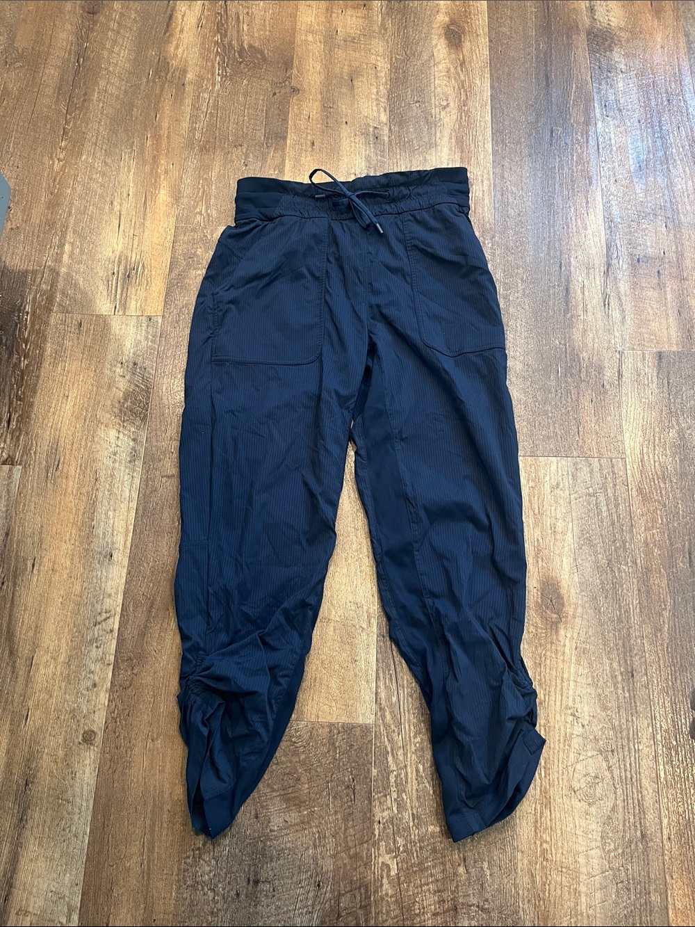 Women’s Lululemon pants size 4
